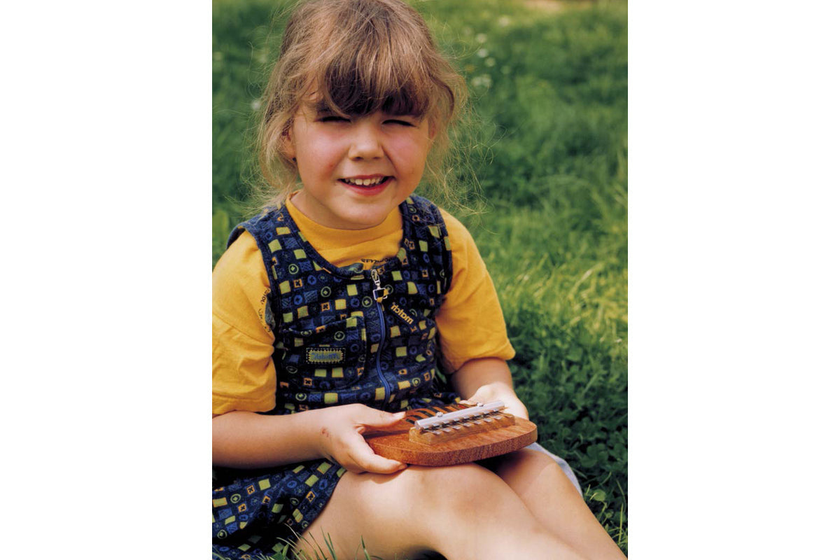 Kalimba tirila instruments BLS GmbH, Kopernikusstraße 1, 74670 Forchtenberg; Kontakt: mail@bls.de