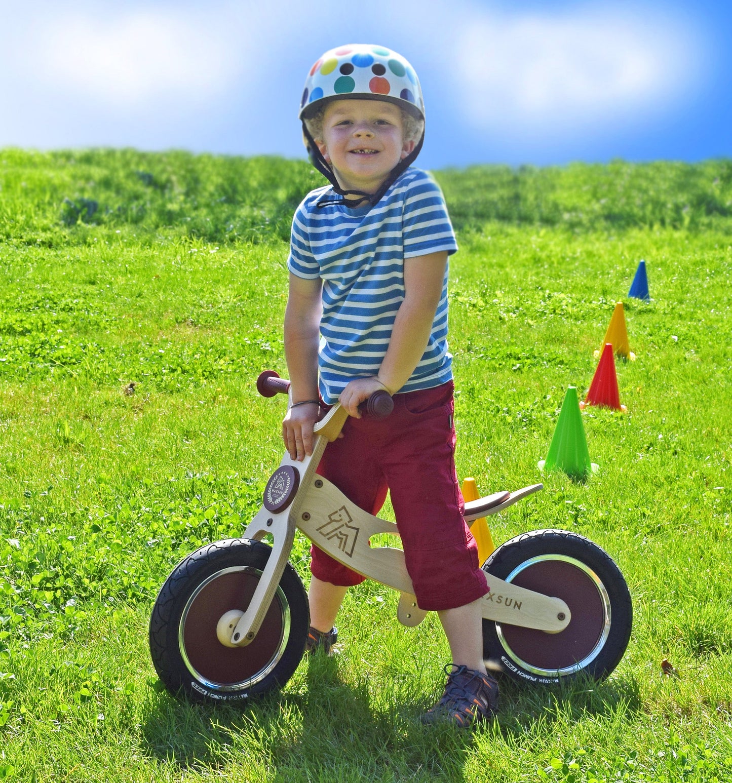 Holzlaufrad - Classic SommerMobil BLS GmbH, Kopernikusstraße 1, 74670 Forchtenberg; Kontakt: mail@bls.de