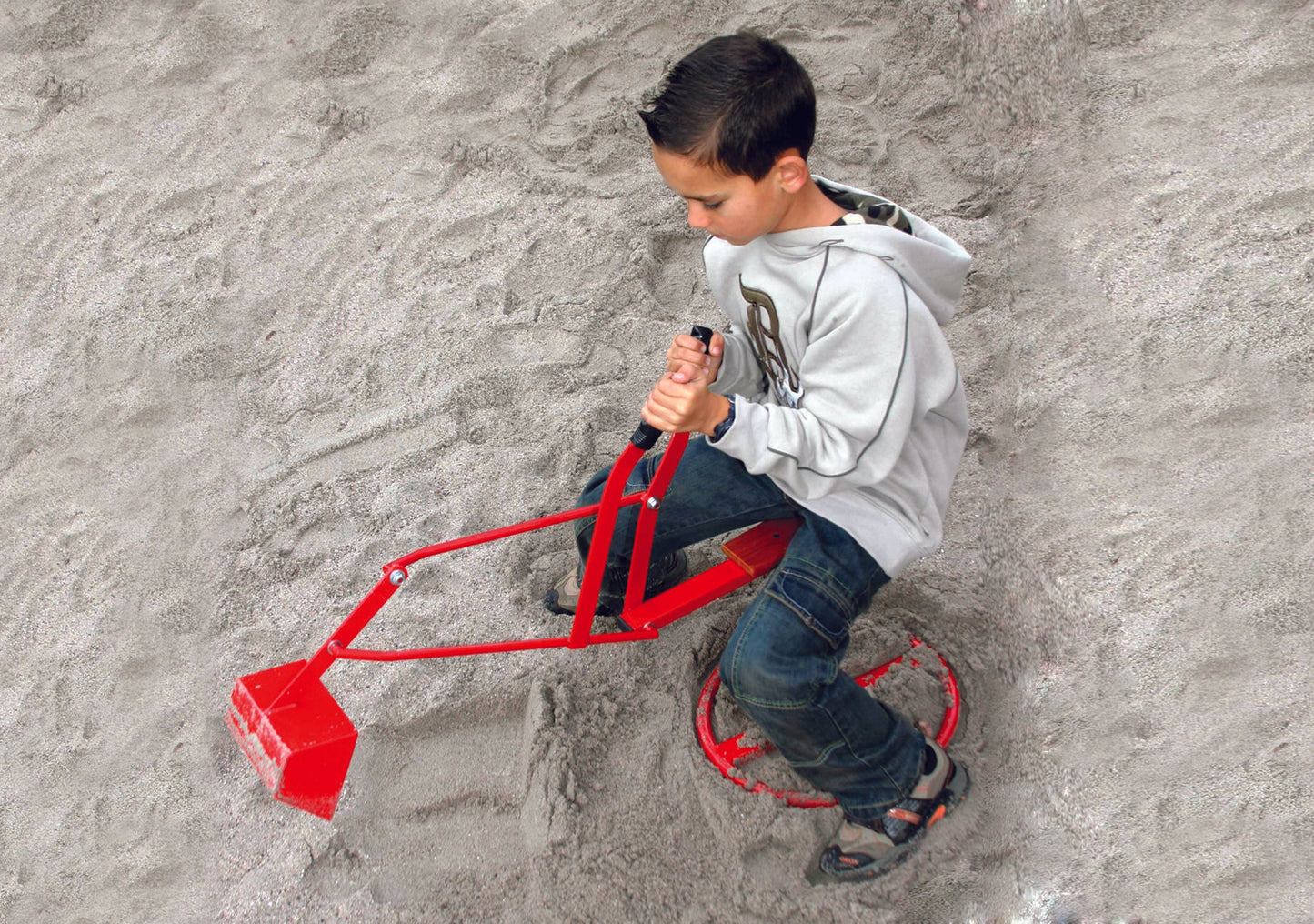 Riesensandbagger & Bauhelm - Set 4EverSpiel BLS GmbH, Kopernikusstraße 1, 74670 Forchtenberg; Kontakt: mail@bls.de