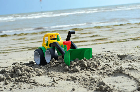 GOWI - Traktor mit Schaufel GOWI® GOWI GmbH, Wertheimweg 12, 8630 Mariazell, Österreich; office@gowi.at