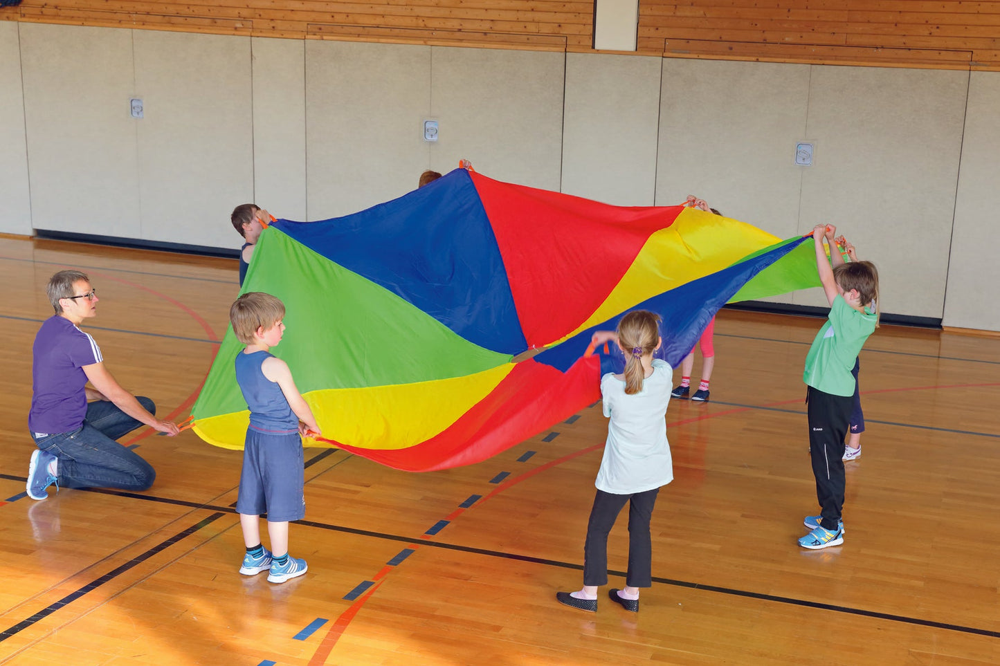 Schwungtuch - Ø 3,5m SportFit, BLS GmbH, Kopernikusstraße 1, 74670 Forchtenberg, mail@bls.net