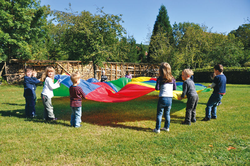 Riesen Schwungtuch - Ø 6m SportFit, BLS GmbH, Kopernikusstraße 1, 74670 Forchtenberg, mail@bls.net