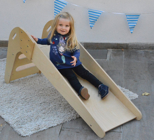 Holzrutsche SportFit, BLS GmbH, Kopernikusstraße 1, 74670 Forchtenberg, mail@bls.net