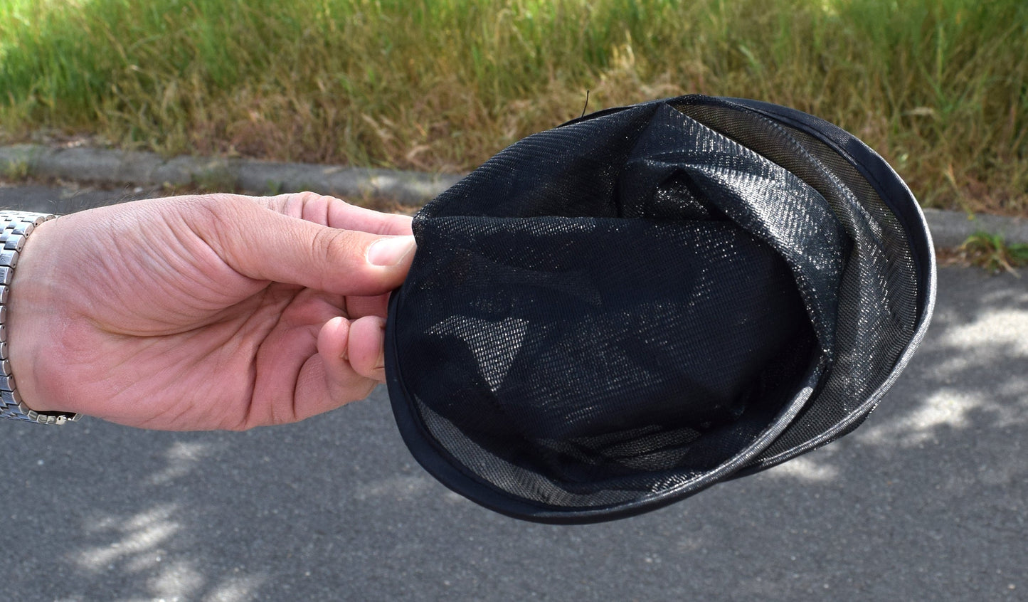 Sonnenschutz - Autoscheibe Sommermobil BLS GmbH, Kopernikusstraße 1, 74670 Forchtenberg; Kontakt: mail@bls.de