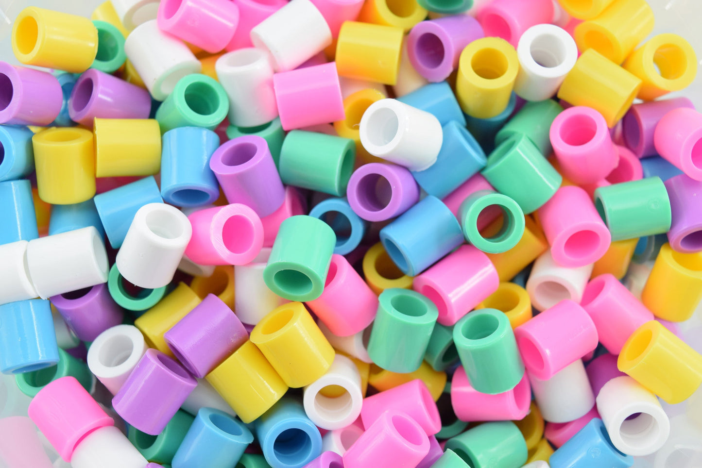 XL Bügelperlen - Pastellfarben Avantgarde BLS GmbH, Kopernikusstraße 1, 74670 Forchtenberg; Kontakt: mail@bls.de