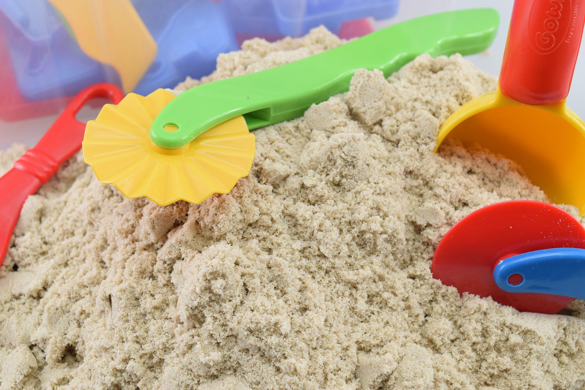 Kinetic Sand Set - Erbauer GOWI® GOWI GmbH, Wertheimweg 12, 8630 Mariazell, Österreich; office@gowi.at