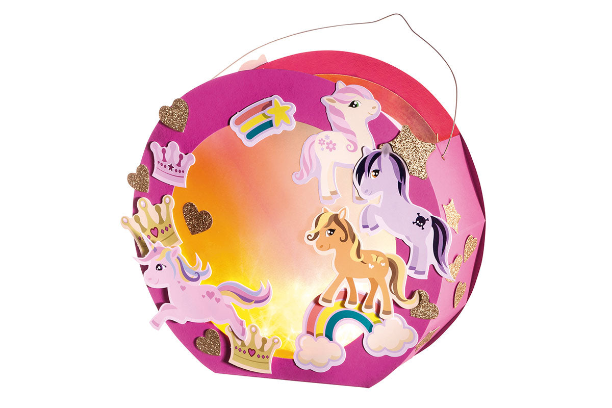 Laternen Bastelset – Pony Folia, Max Bringmann KG, Johann-Höllfritsch-Str. 37, 90530 Wendelstein, E-Mail: info@folia.de