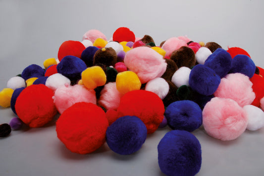 Pompon Set Avantgarde BLS GmbH, Kopernikusstraße 1, 74670 Forchtenberg; Kontakt: mail@bls.de