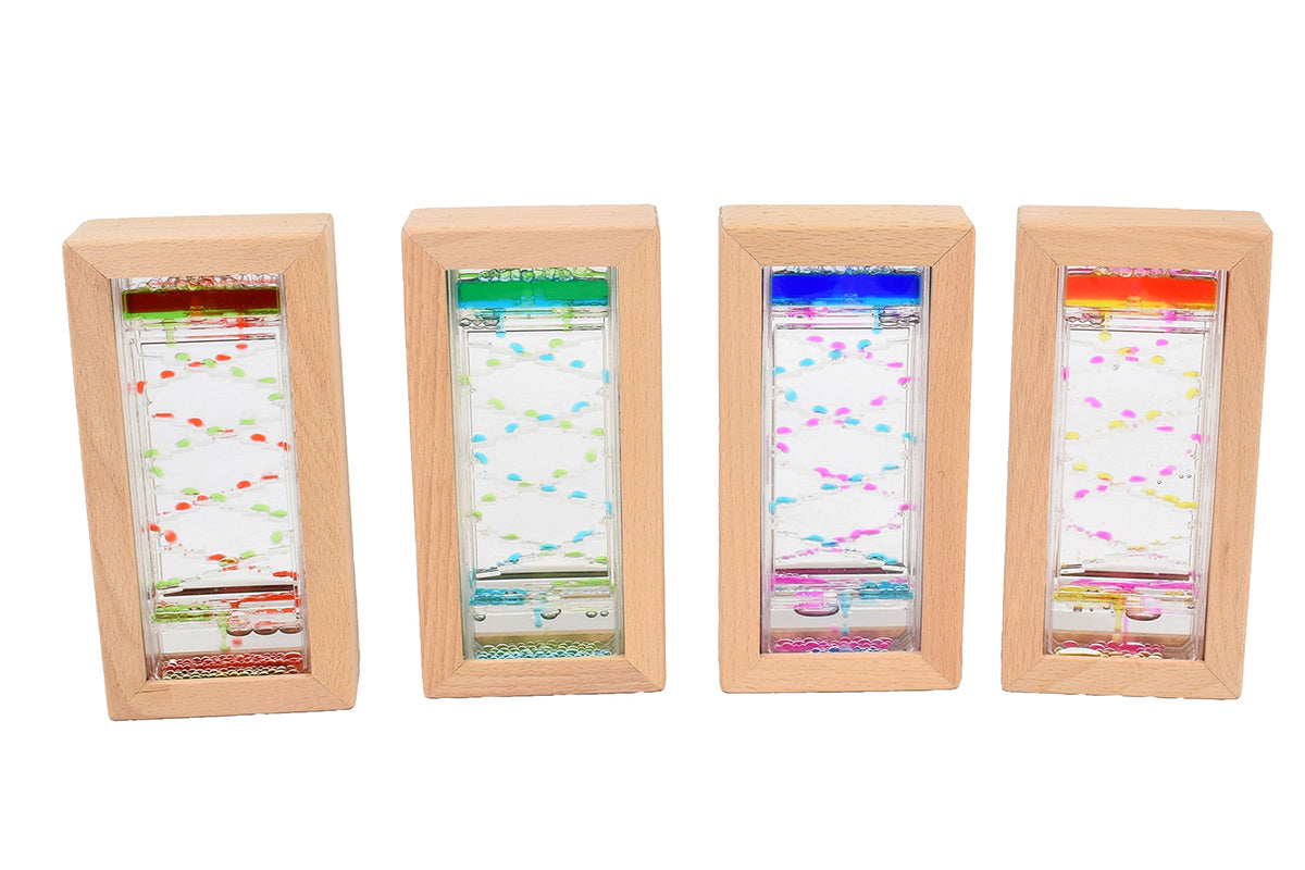 Petit escalier en forme de sablier - bois