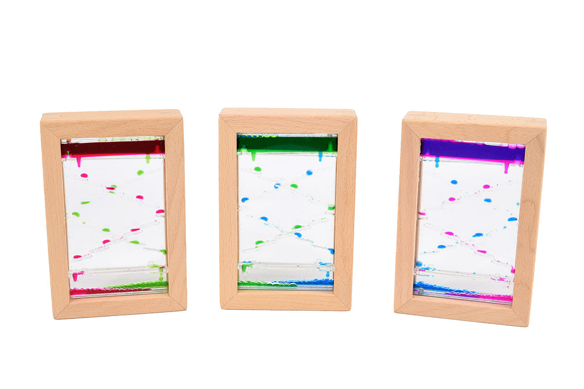 Grand escalier en forme de sablier - bois