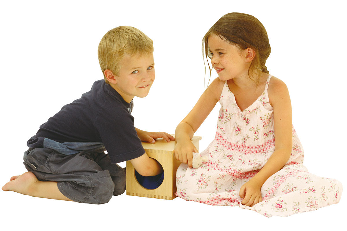 Fühllos - Fühlbox Forchtenberger Puzzle & Spiele BLS GmbH, Kopernikusstraße 1, 74670 Forchtenberg; Kontakt: mail@bls.de