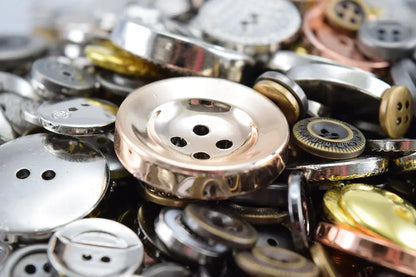 Knöpfe Metallic Gemischt - 500 g - CHiLA ...einfach gutes Spielzeug!