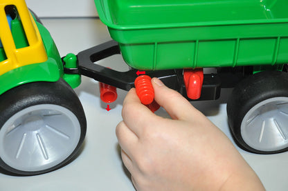 GOWI - Tracteur avec remorque 