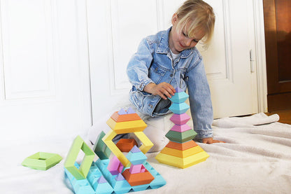 GOWI - Legeplatte für Regenbogen Pyramide GOWI® GOWI GmbH, Wertheimweg 12, 8630 Mariazell, Österreich; office@gowi.at