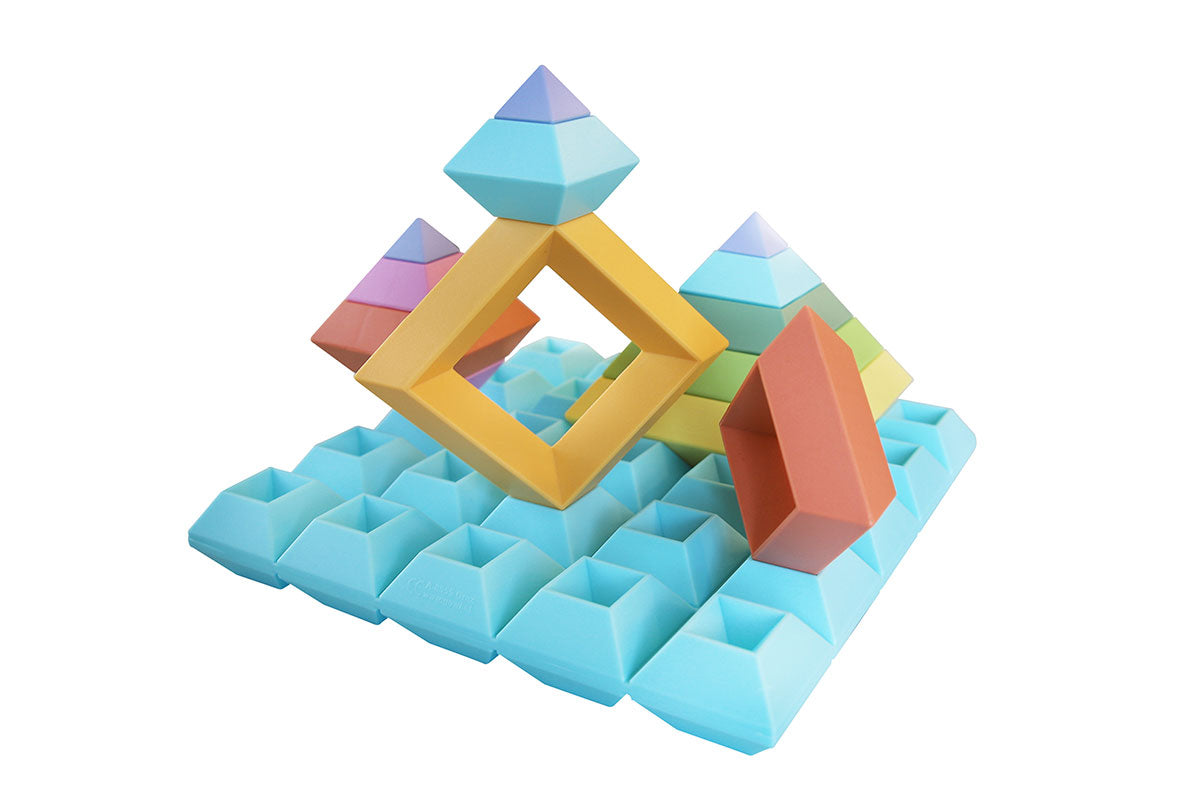 GOWI - Legeplatte für Regenbogen Pyramide GOWI® GOWI GmbH, Wertheimweg 12, 8630 Mariazell, Österreich; office@gowi.at