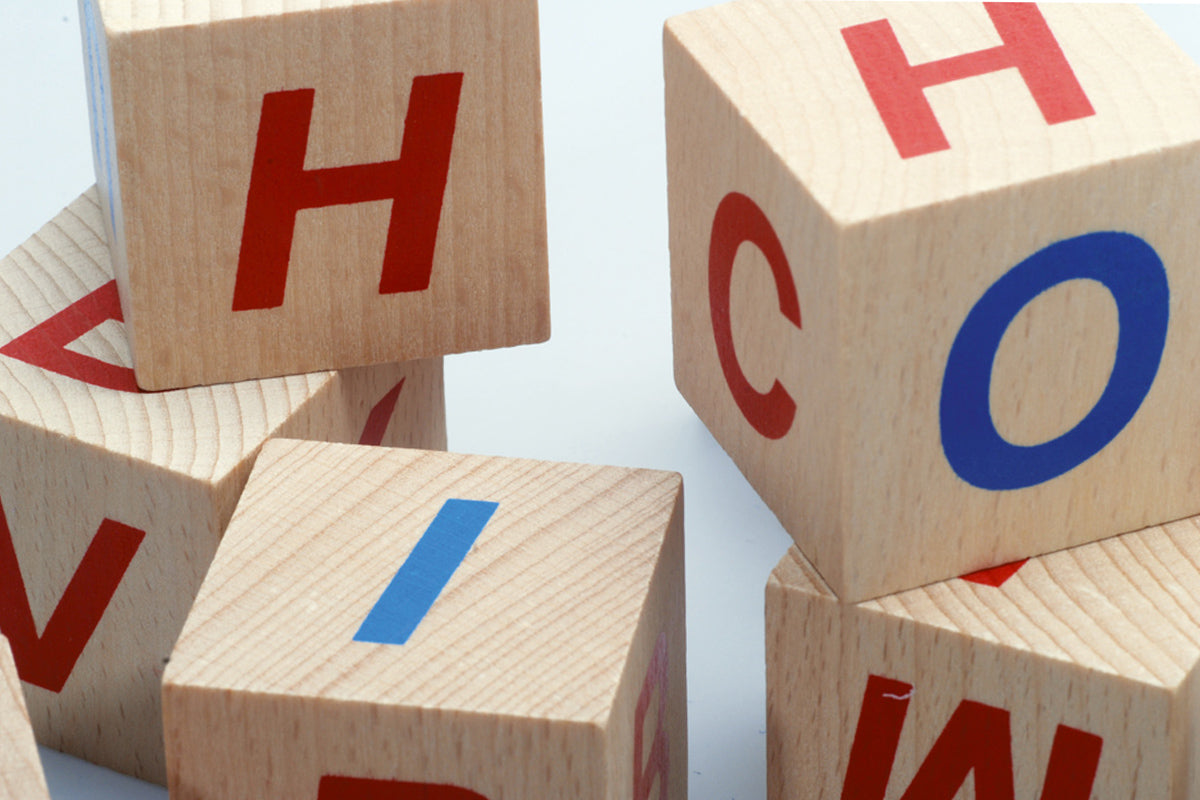 Zallalla & Buchstala - Holzwürfel CHiLA GmbH ...einfach gutes Spielzeug! Kopernikusstraße 1, 74670 Forchtenberg, E-Mail: info@chila.de