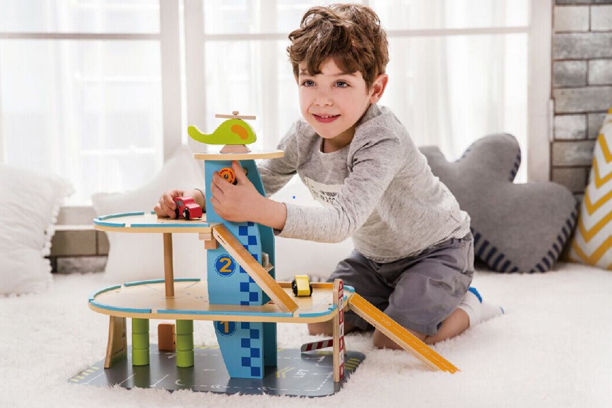 Parkhaus Classic World International Holdings Limited, 383 HENNESSY ROAD, 999077 Hongkong