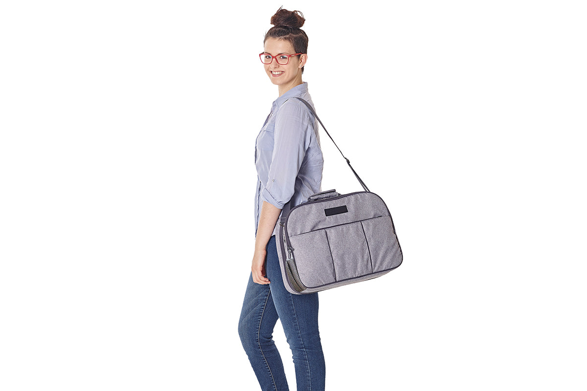 Tragbares Reise-Babybett DesignPlüsch BLS GmbH, Kopernikusstraße 1, 74670 Forchtenberg; Kontakt: mail@bls.de