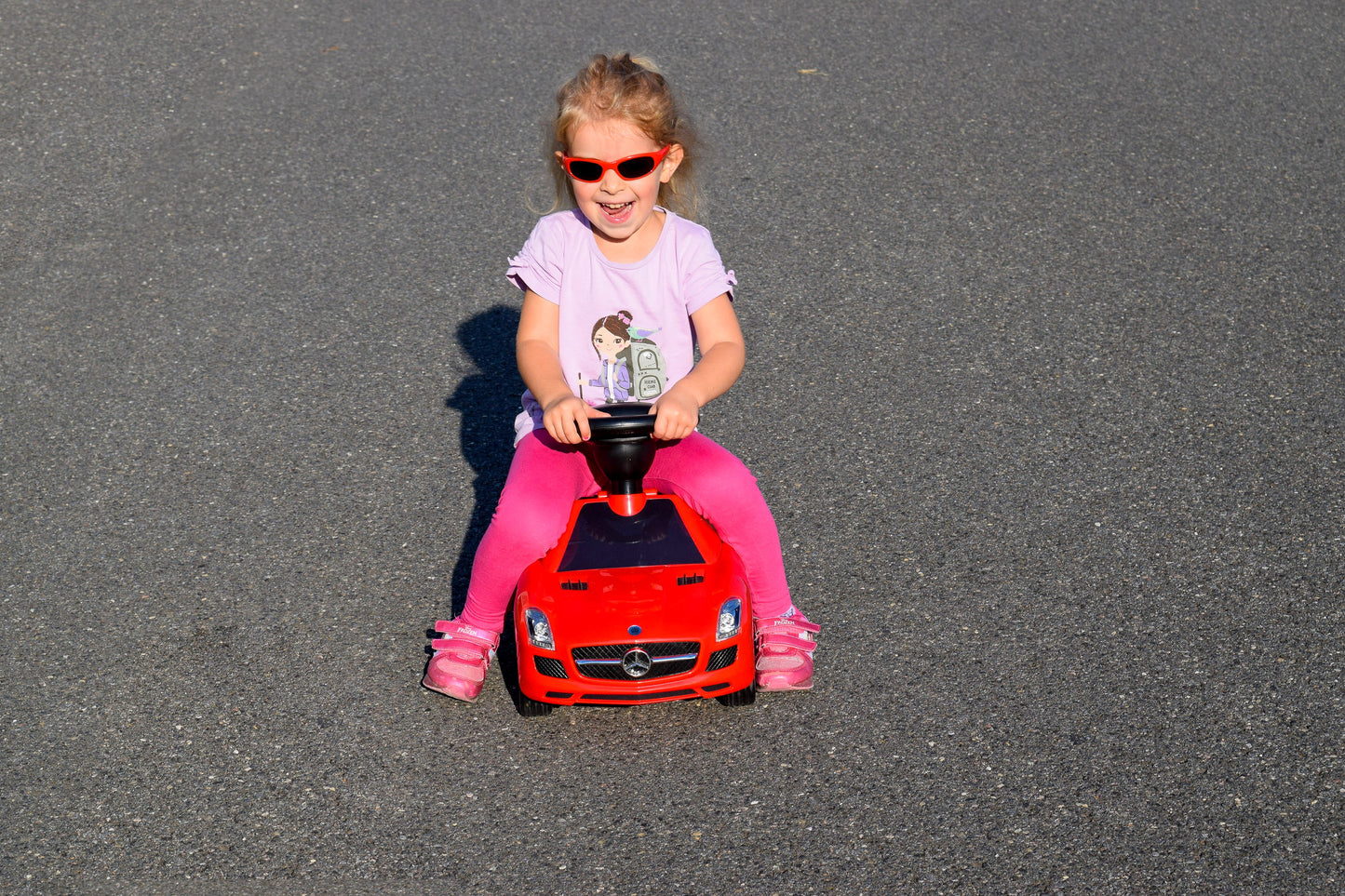 Mercedes Benz - Rutschauto SommerMobil BLS GmbH, Kopernikusstraße 1, 74670 Forchtenberg; Kontakt: mail@bls.de