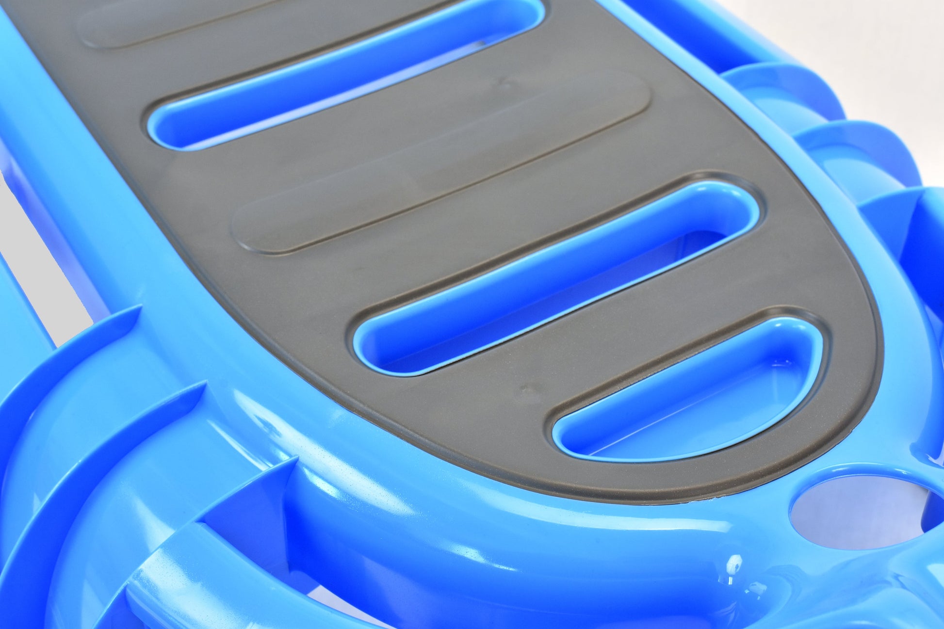 KHW - Snow Tiger - Blau KHW Kunststoff- und Holzverarbeitungswerk GmbH, Alte Lage 1a, 99331 Geratal OT Geschwenda, E-Mail: info(at)khw-geschwenda.de