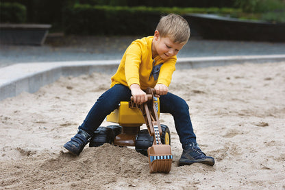 Sitzbagger Bio-Mobby-Dig 4EverSpiel BLS GmbH, Kopernikusstraße 1, 74670 Forchtenberg; Kontakt: mail@bls.de