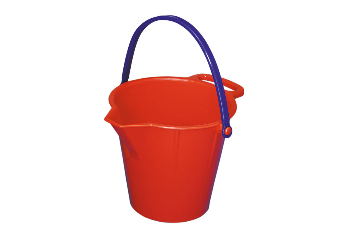 Eimer mit Tülle - Rot 4EverSpiel BLS GmbH, Kopernikusstraße 1, 74670 Forchtenberg; Kontakt: mail@bls.de