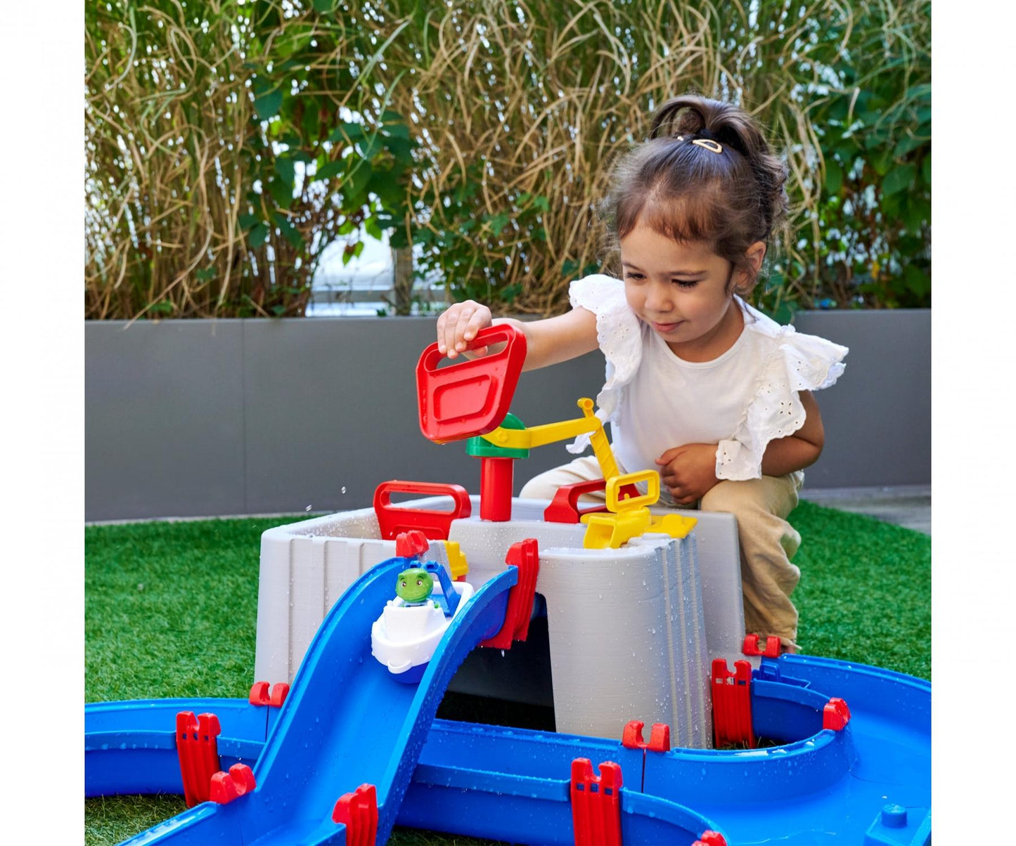 Wasserbahn AquaPlay Harbour AquaPlay BIG Spielwarenfabrik GmbH & Co. KG, Werkstraße 1, 90765 Fürth, info@big.de