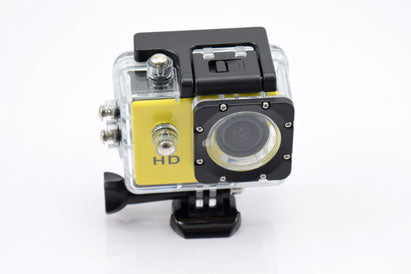 CHiLA Sport Kamera CHiLA GmbH ...einfach gutes Spielzeug! Kopernikusstraße 1, 74670 Forchtenberg, E-Mail: info@chila.de